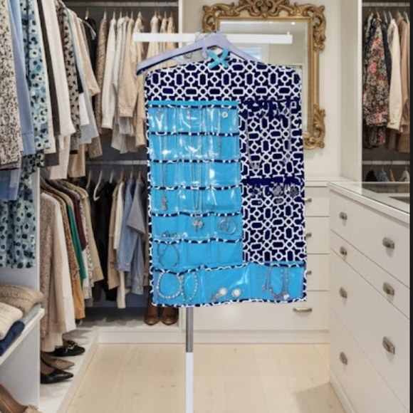 Hanging Jewelry Organizer 25” x 17” - Picture 1 of 4